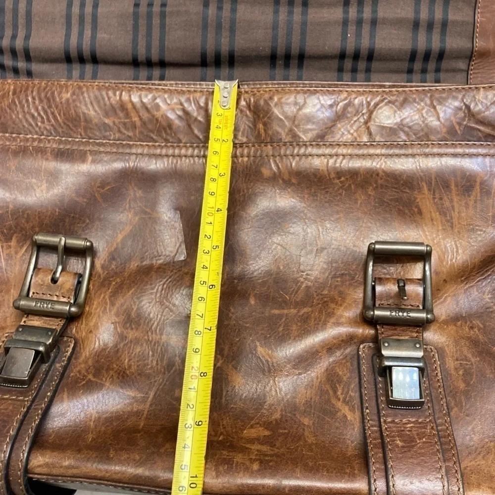 FRYE amazing distressed leather briefcase bag unisex BEAUTIFUL brown
